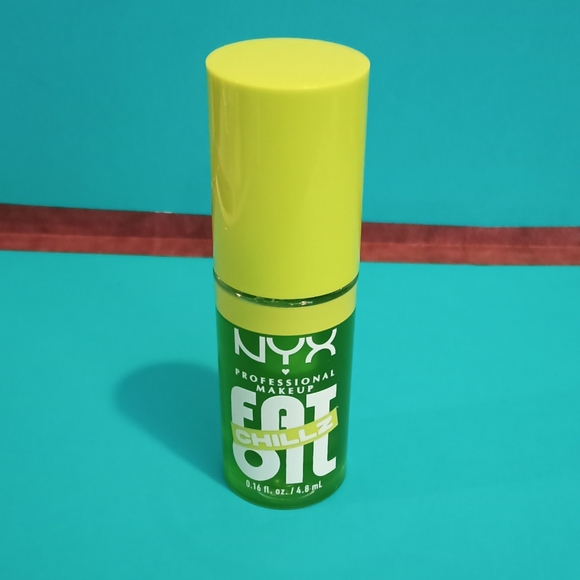 Lucious Lips - Picture 8 of 9